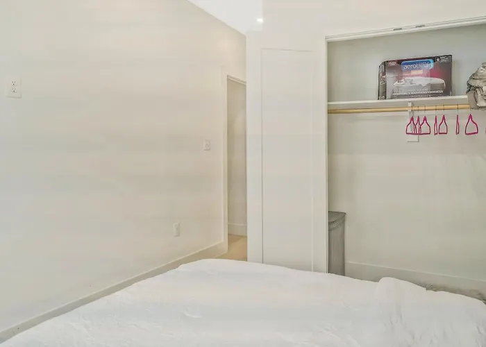 Luxurious And Stylish 2 Bedroom 2 Bathroom Suite